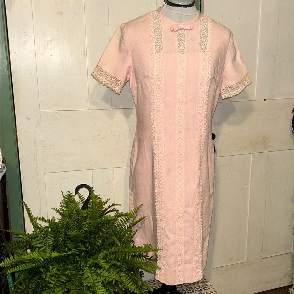 Real 1960s Sportlane Flair Jr Pink Linen Sheath Dress Made in USA ILGWU